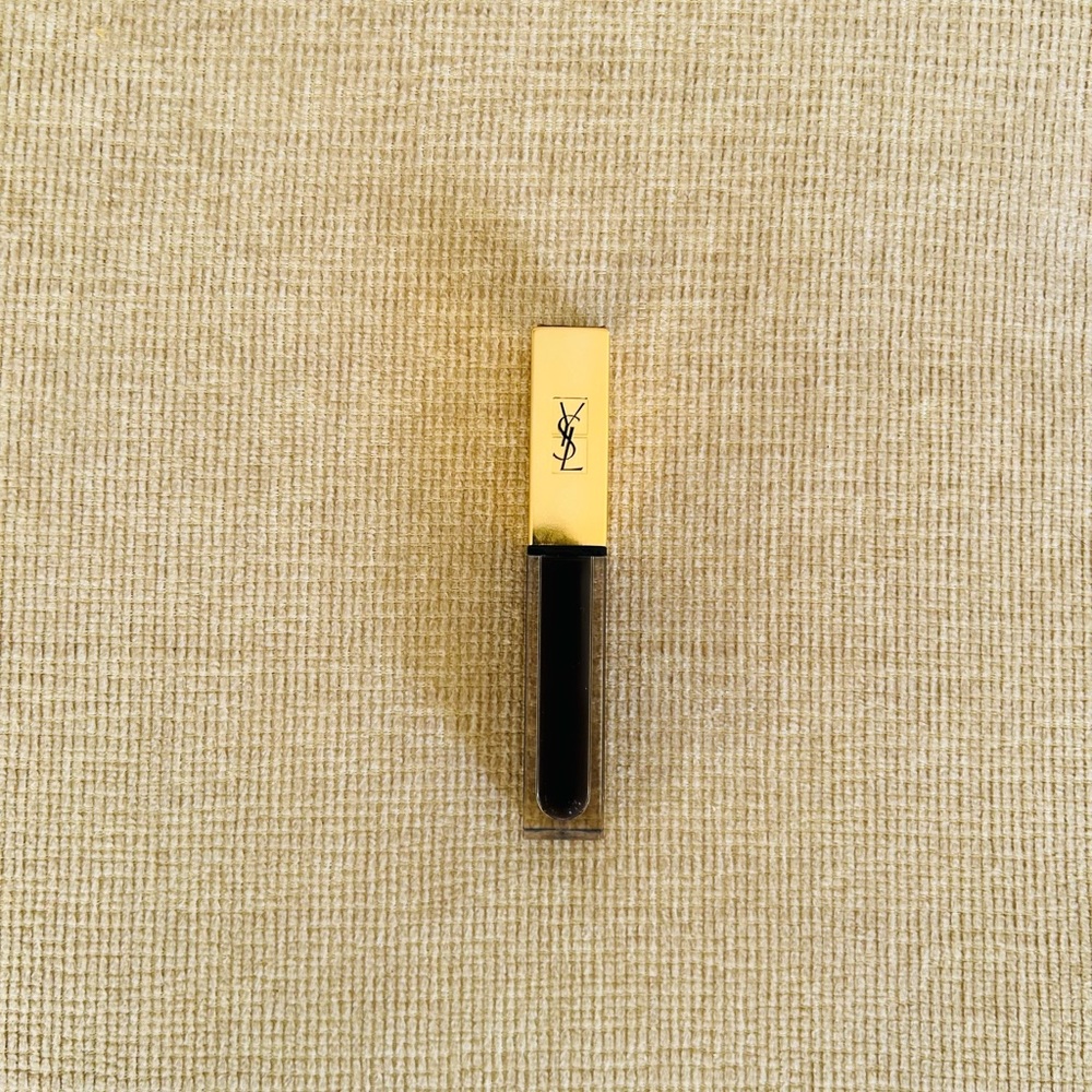 YSL Yves Saint Laurent Vinyl Couture Mascara Black(I am the clash)- full size